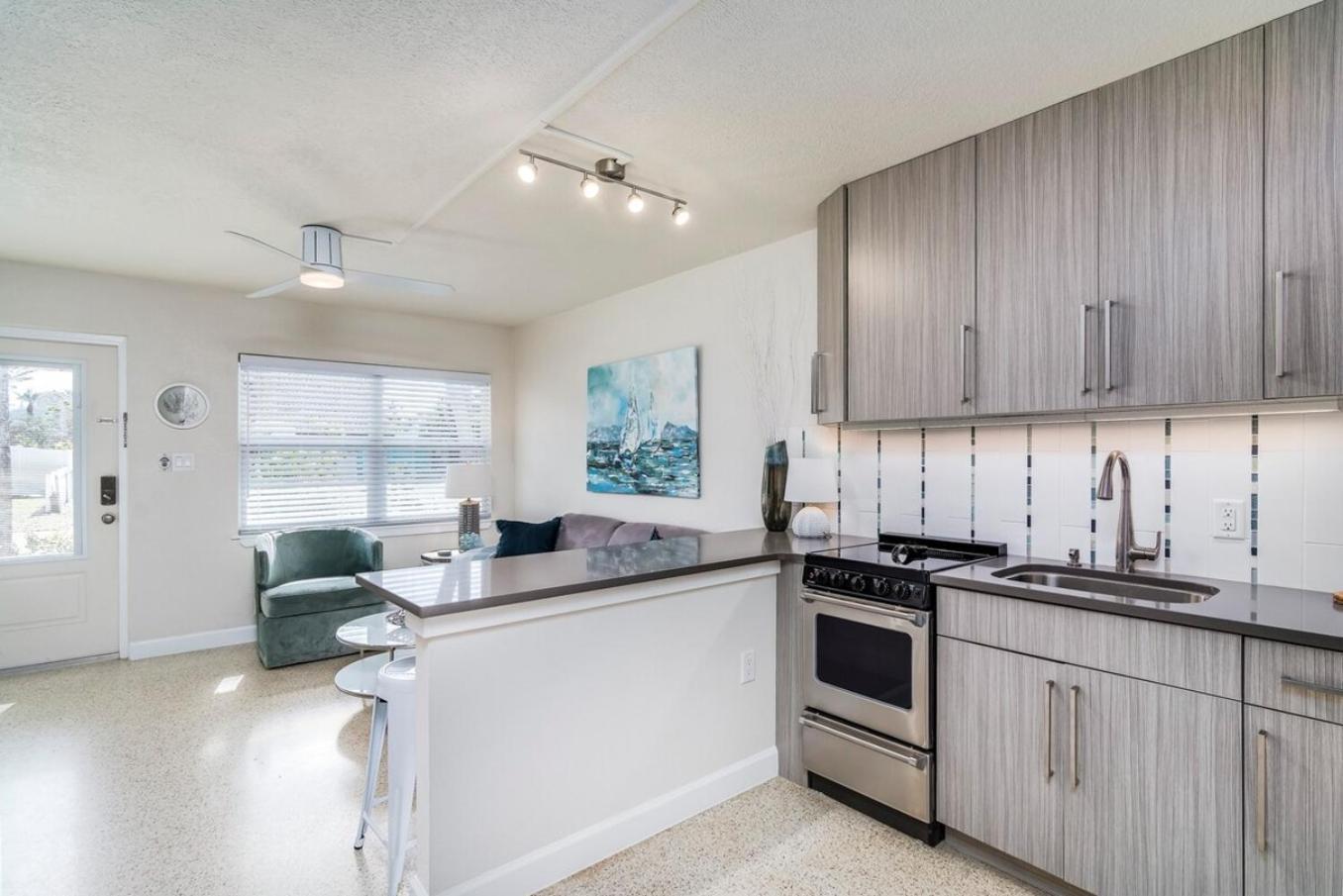 Boutique Vacation Rental Complex At Beach Cocoa Beach Bagian luar foto